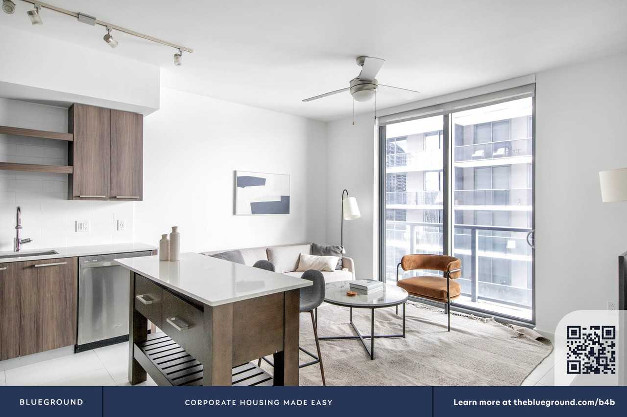 86 Sw 8th St #103 - Photo 5 of 27