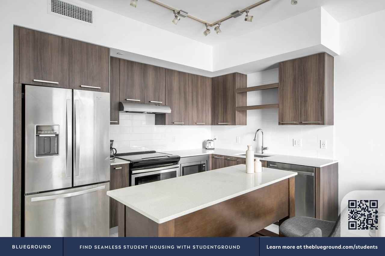 86 Sw 8th St #103 - Photo 6 of 27