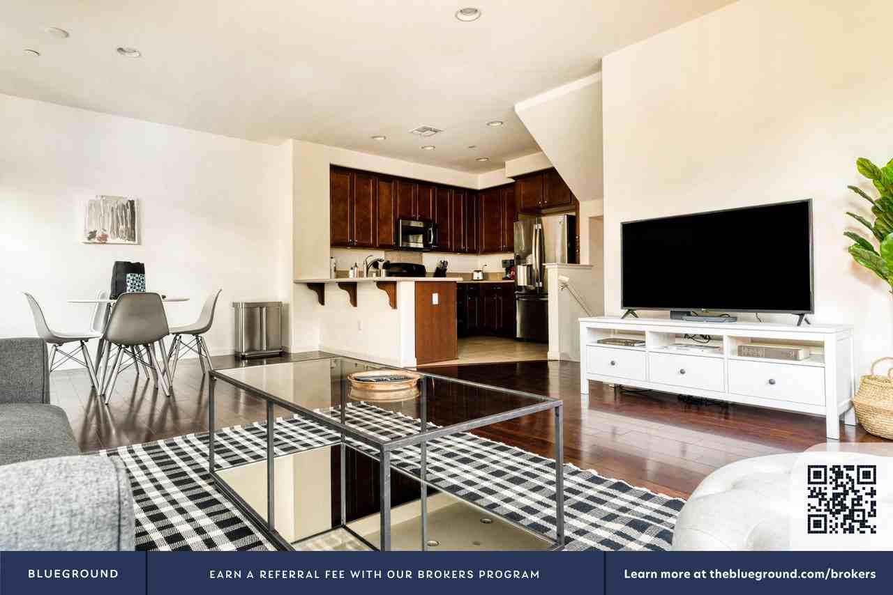 1511 Bleecker St #1558 - Photo 5 of 20