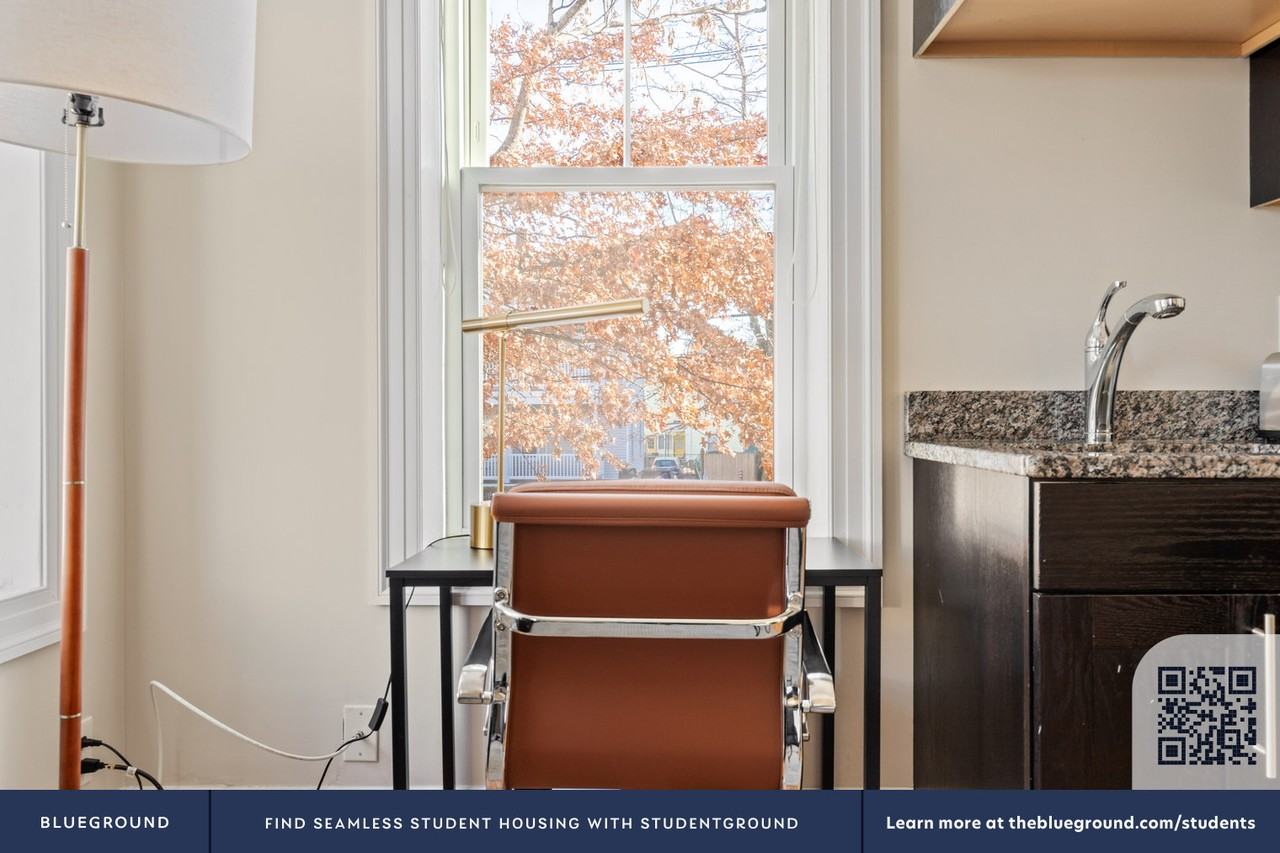 91 Perkins St #802 - Photo 6 of 17