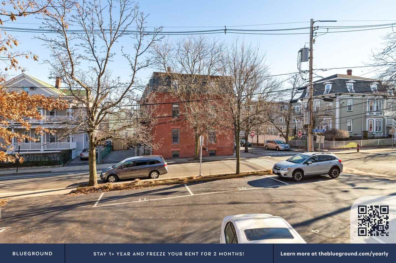 91 Perkins St #802 - Photo 7 of 17