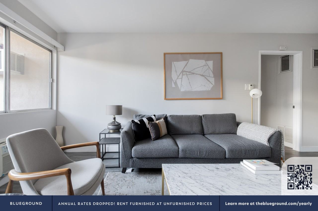 311 South Doheny Drive - Photo 4 of 51