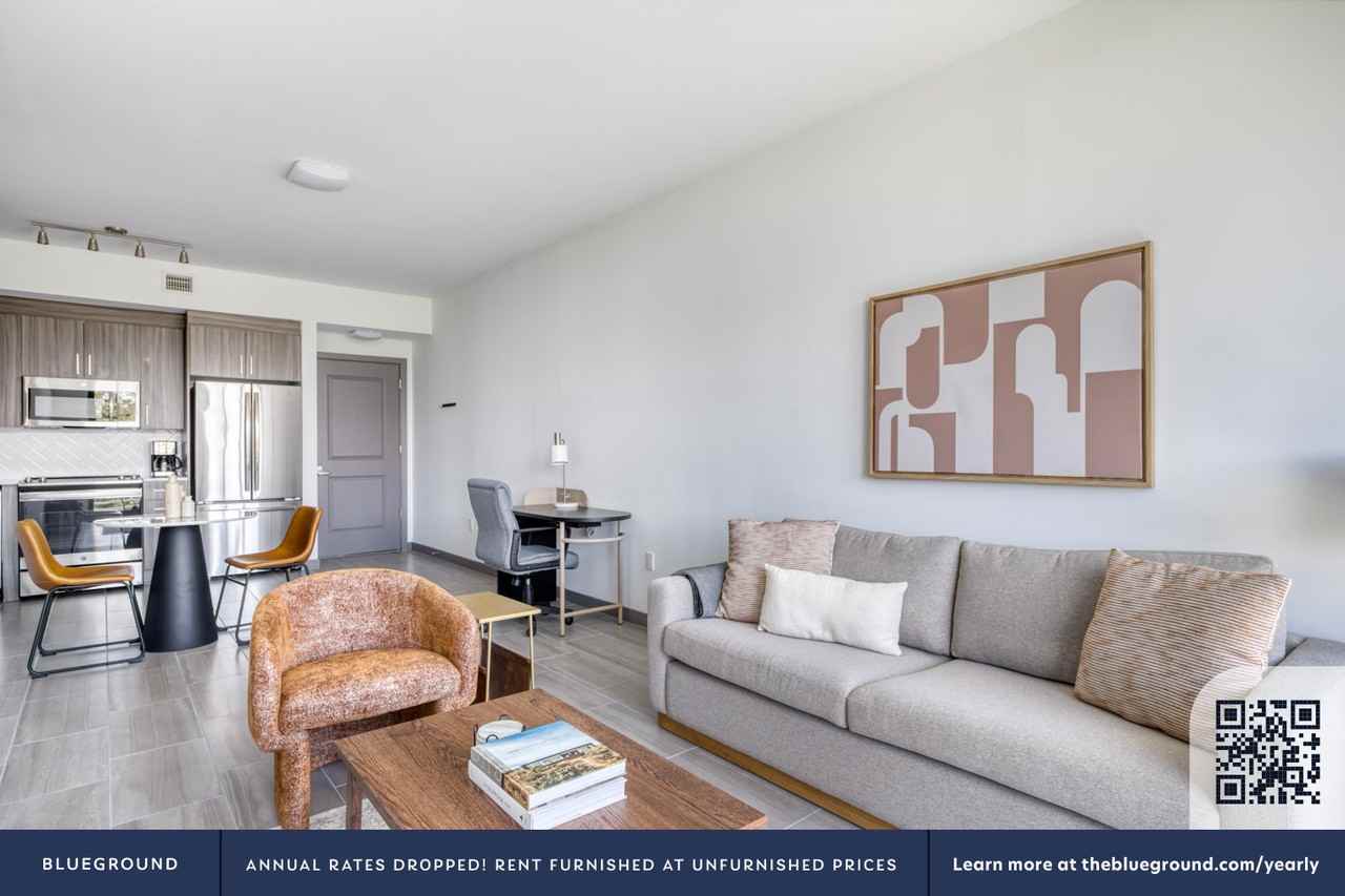 6445 Northeast 7th Avenue - Photo 4 of 88