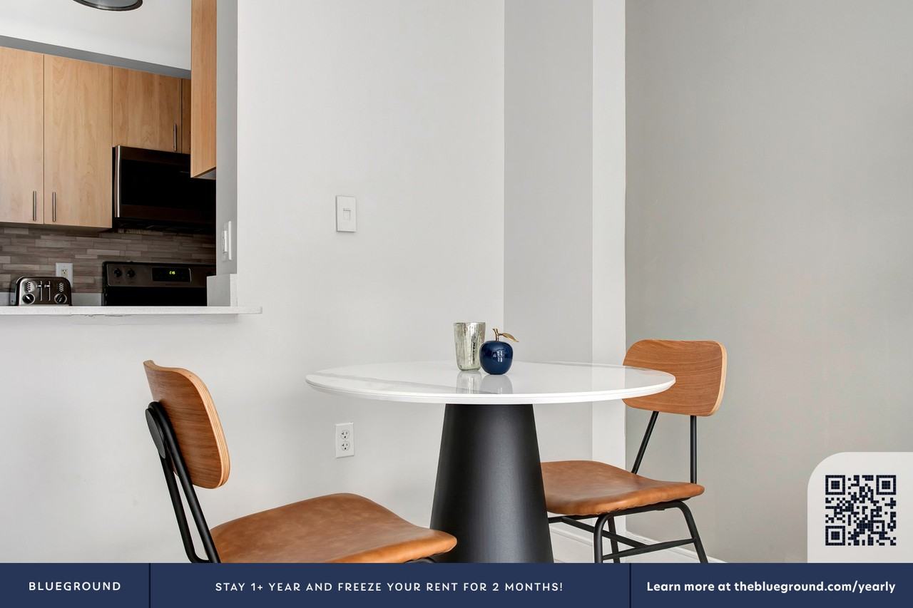 45 E Newton St #467 - Photo 7 of 28