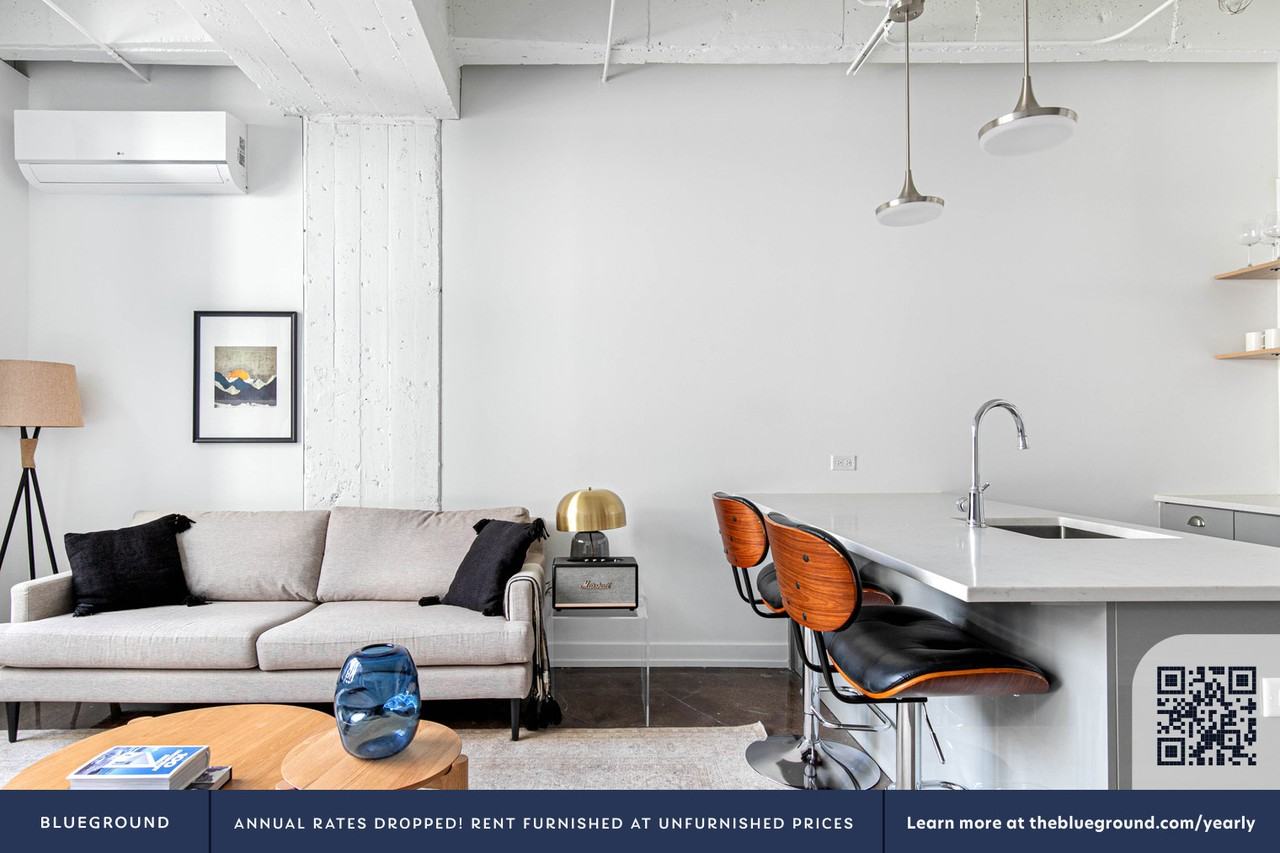 5050 N Broadway #383 - Photo 3 of 47