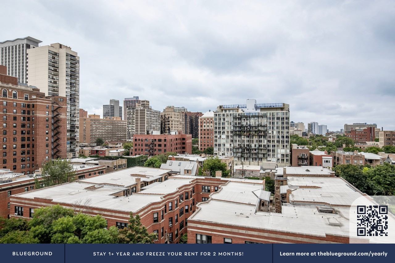 450 West Belmont Avenue - Photo 7 of 46