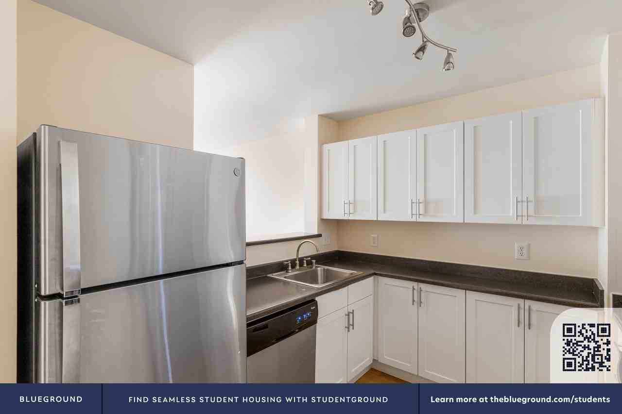 938 110th Avenue Northeast #373 - Photo 7 of 29