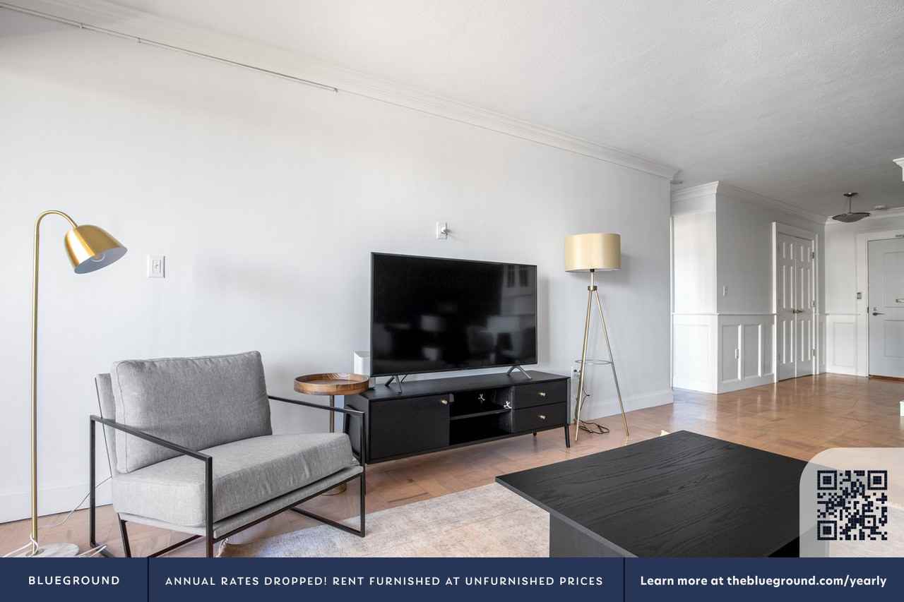 6 Whittier Pl #288 - Photo 3 of 15