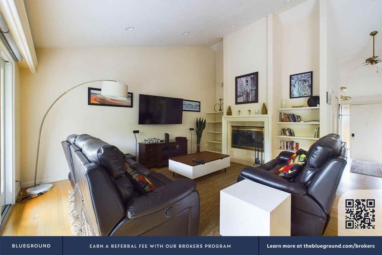 500 Golf View Drive #1619 - Photo 4 of 31