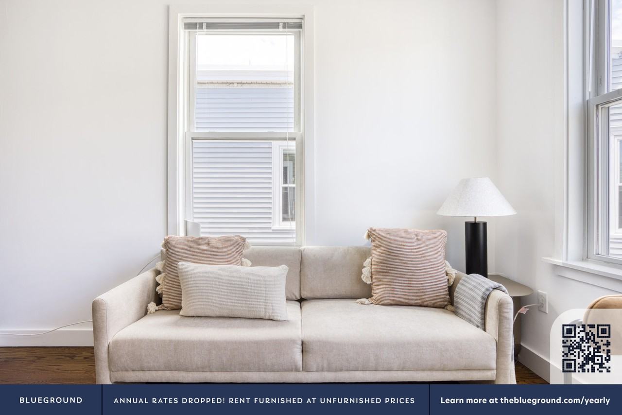 19 Marney St #643 - Photo 3 of 20