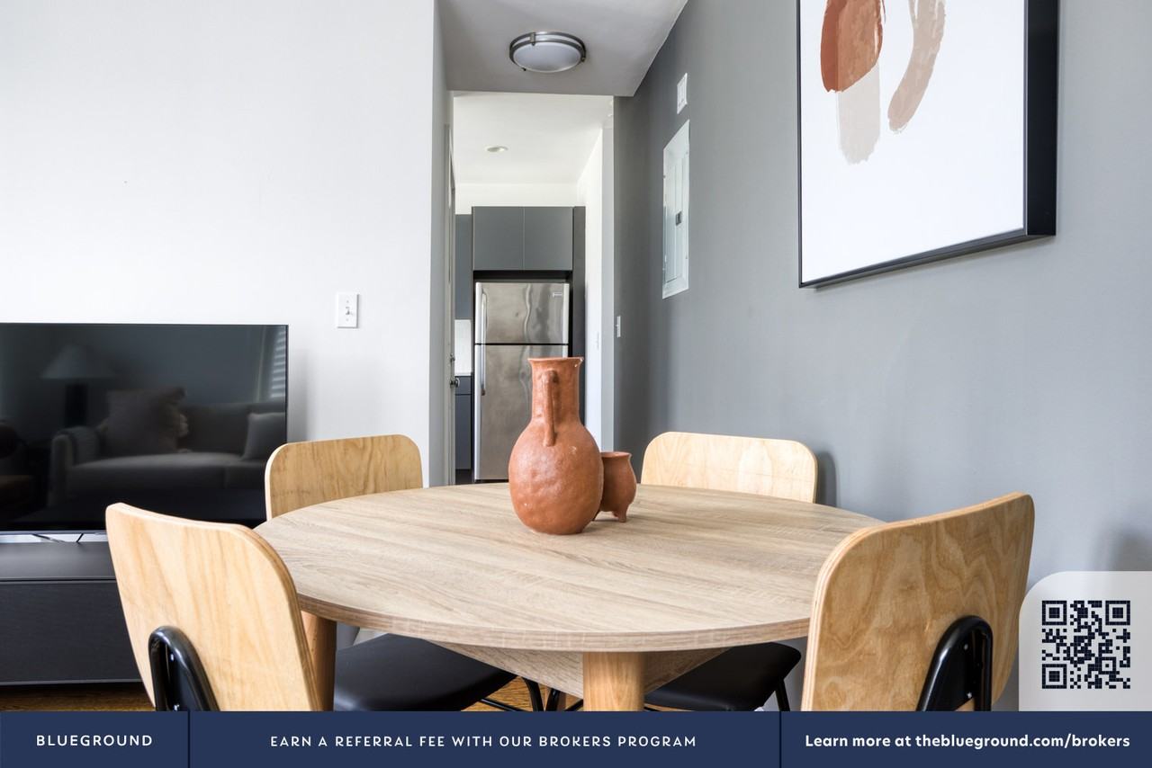 19 Marney St #643 - Photo 4 of 20