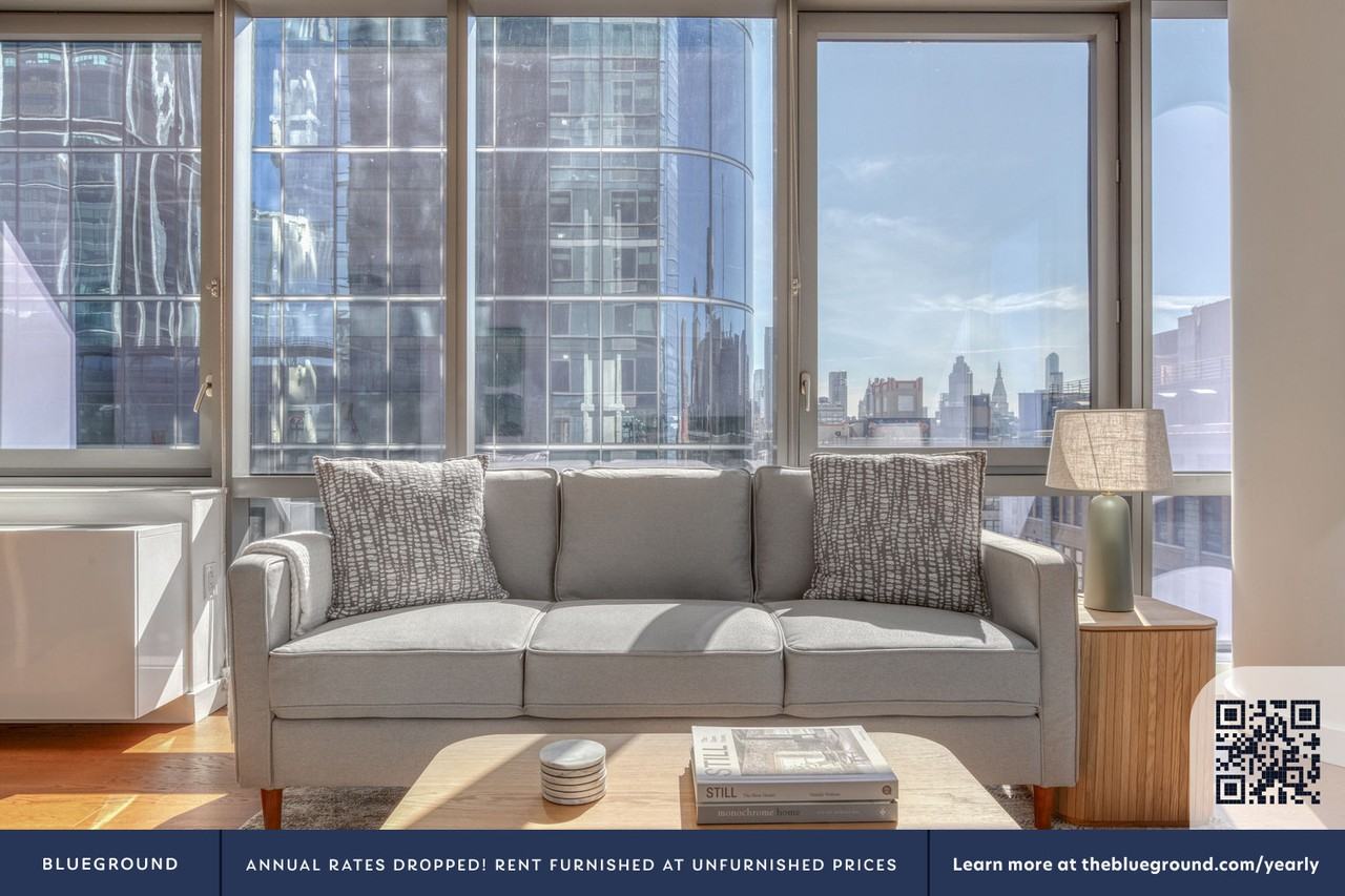 435 West 31st Street - Photo 3 of 39