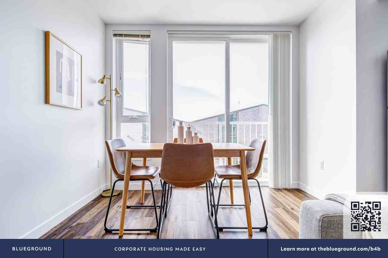 12258 Northeast 12th Lane - Photo 6 of 50