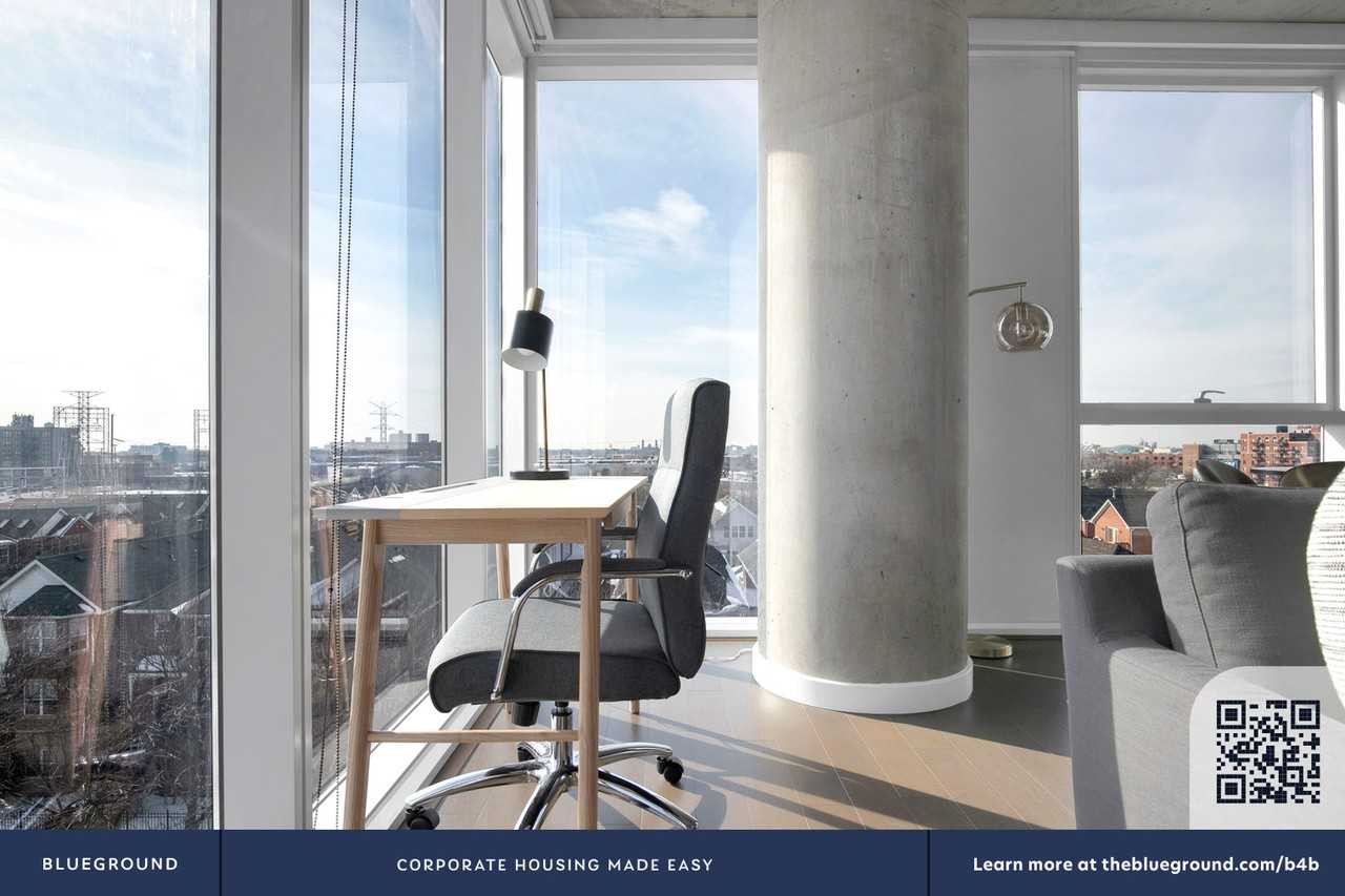 625 West Division Street - Photo 6 of 48