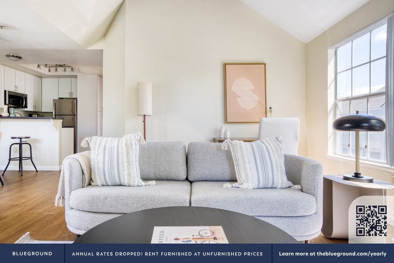 559 Windlass Ln #969 - Photo 3 of 35