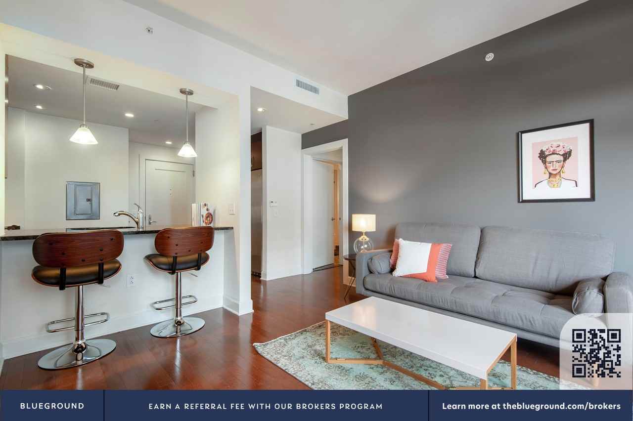 401 Massachusetts Ave Nw #39 - Photo 5 of 30