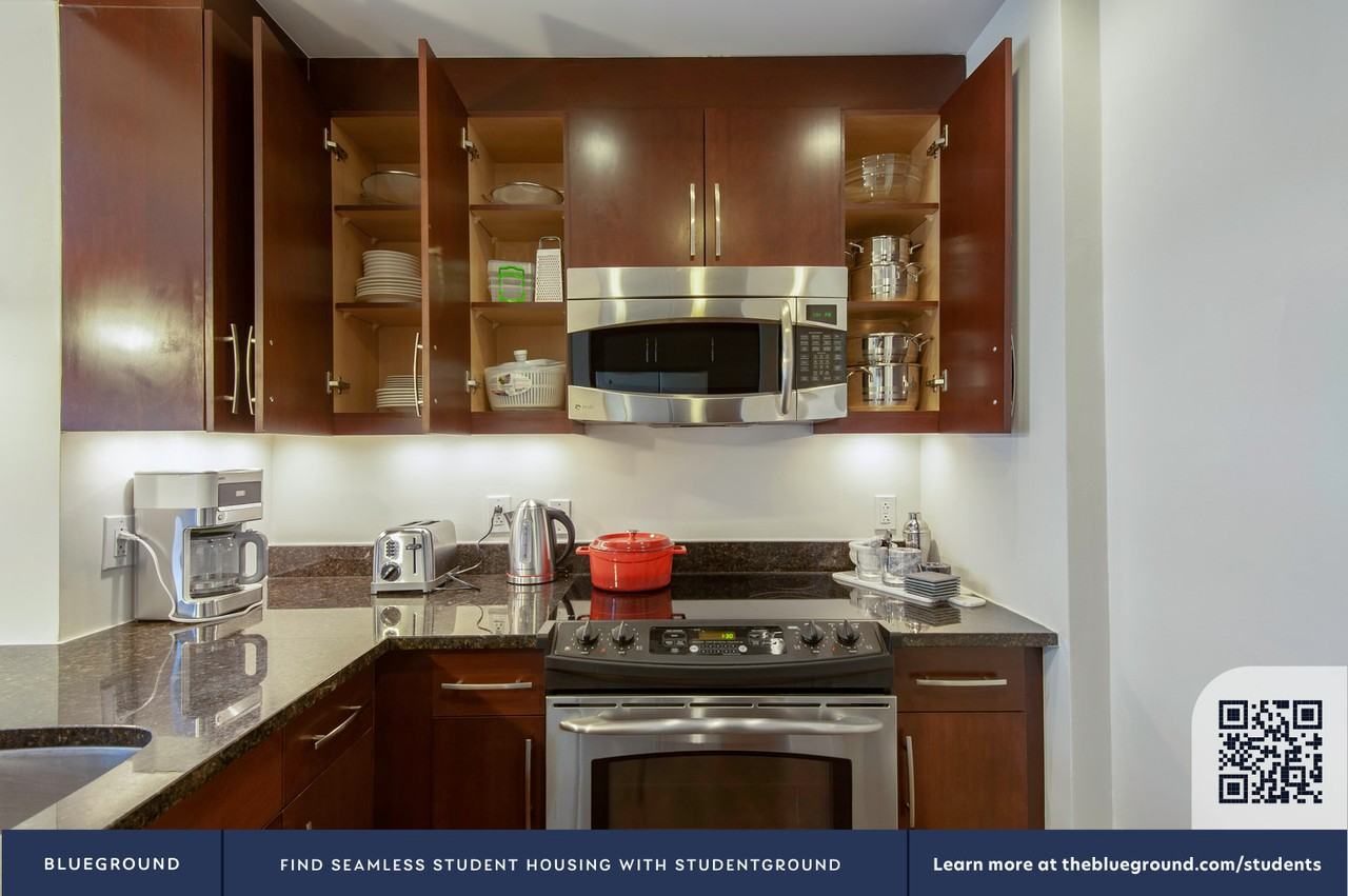 401 Massachusetts Ave Nw #39 - Photo 7 of 30