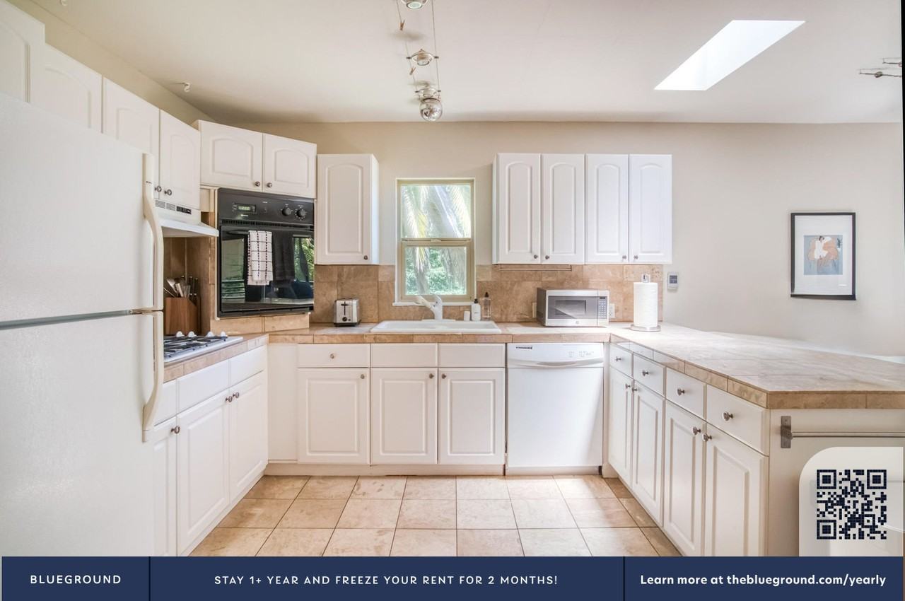 596 Channing Ave #1649 - Photo 7 of 17