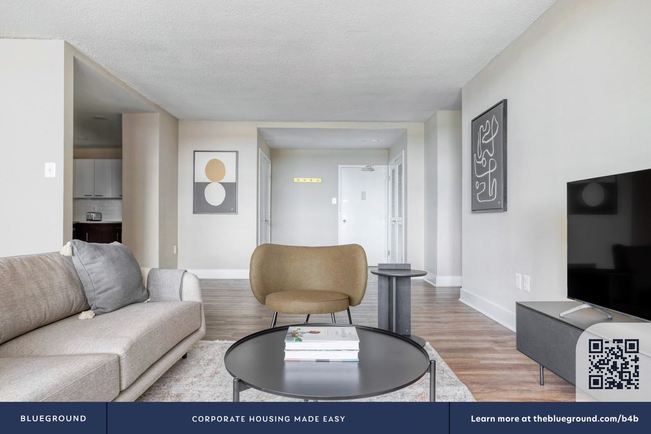 1515 Richmond Highway - Photo 6 of 25