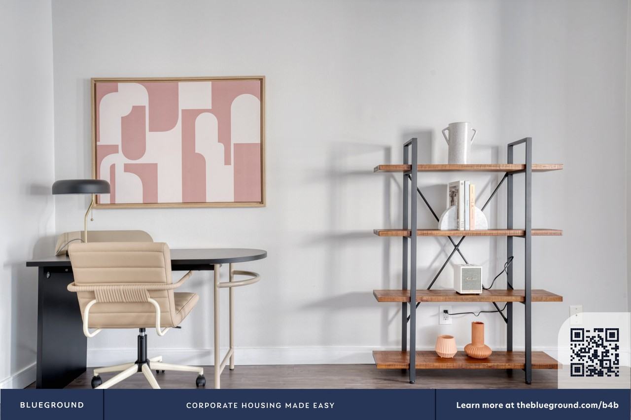 1865 N Fuller Ave #867 - Photo 6 of 36