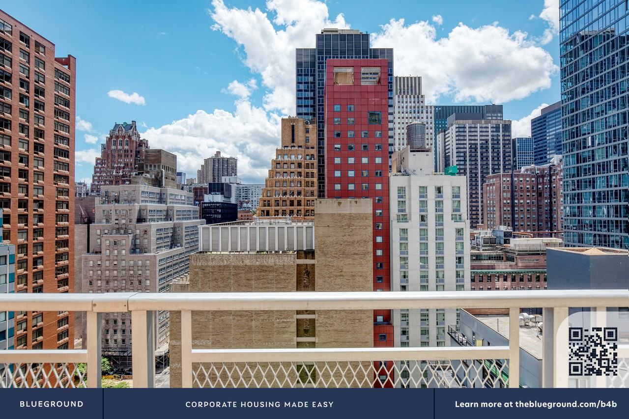 279 East 44th Street - Photo 5 of 23
