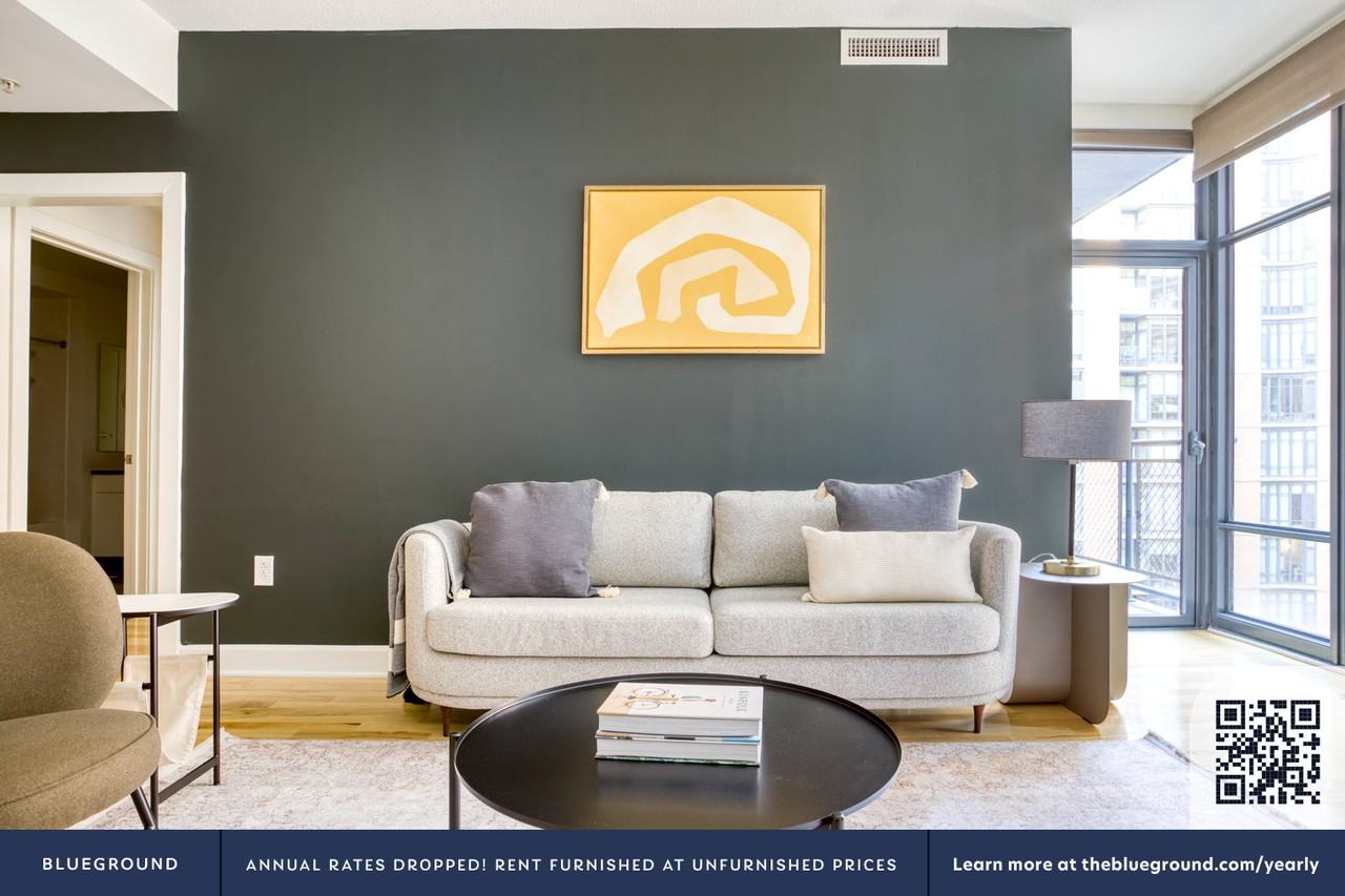 425 Massachusetts Avenue Northwest - Photo 3 of 38