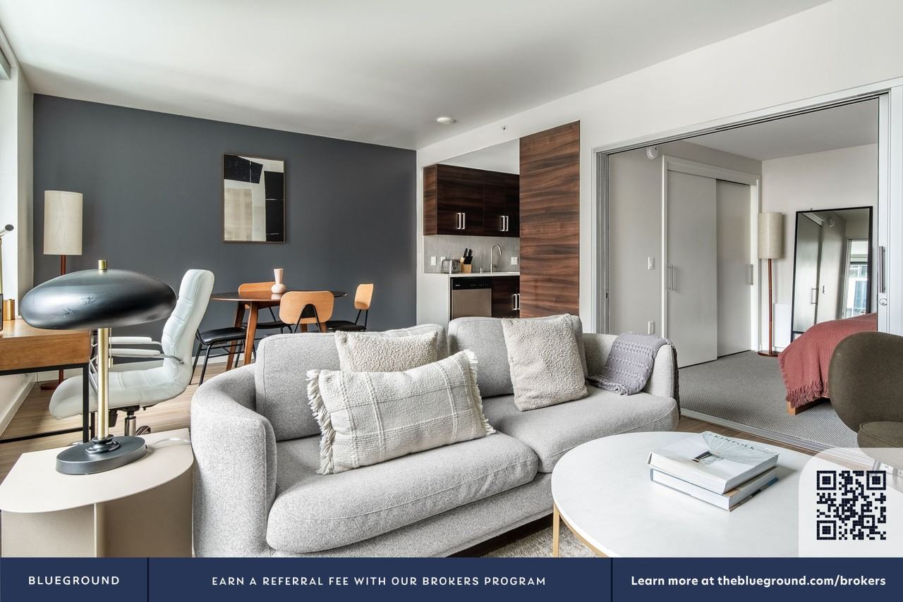 150 Van Ness Avenue - Photo 5 of 133