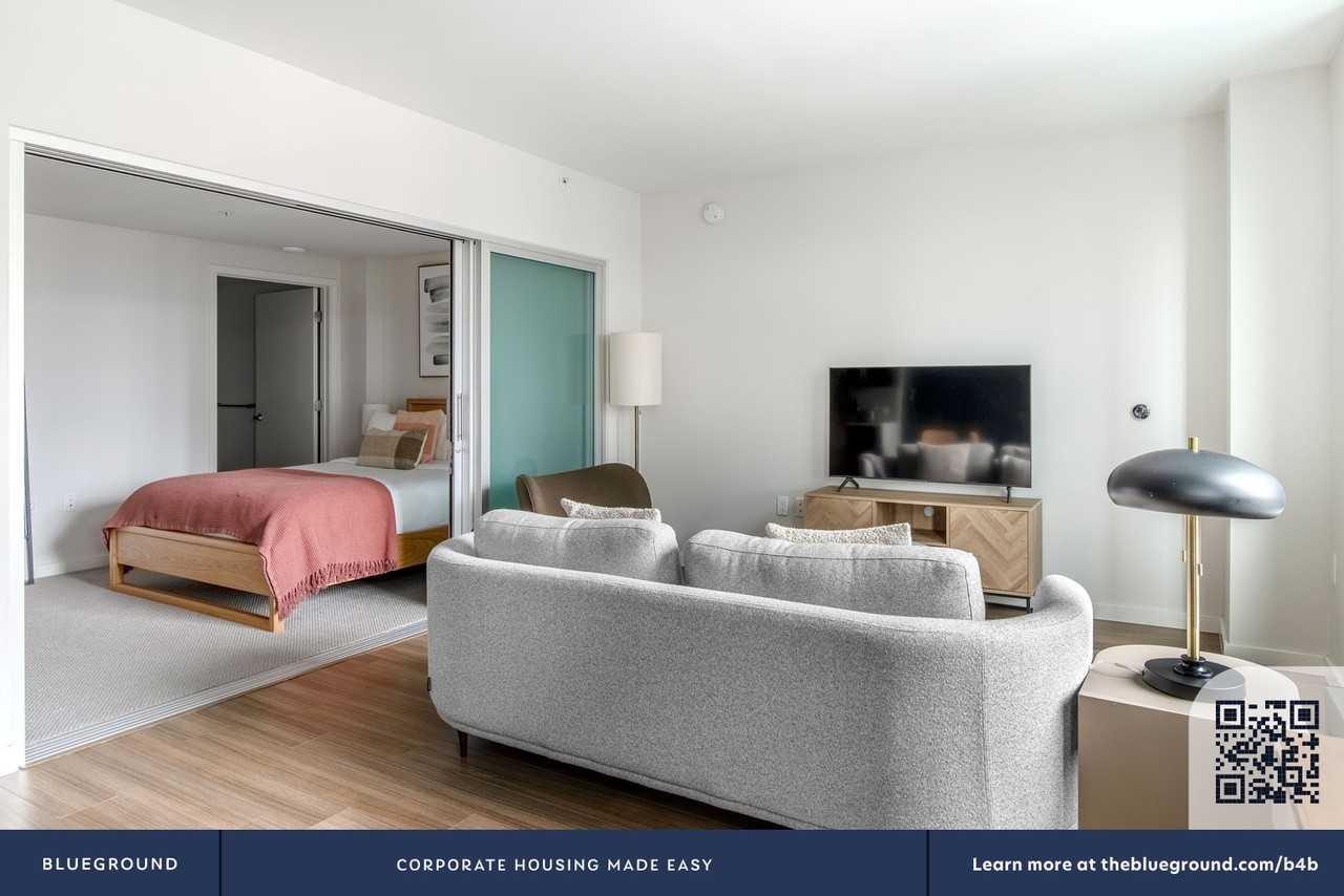 150 Van Ness Avenue - Photo 6 of 133