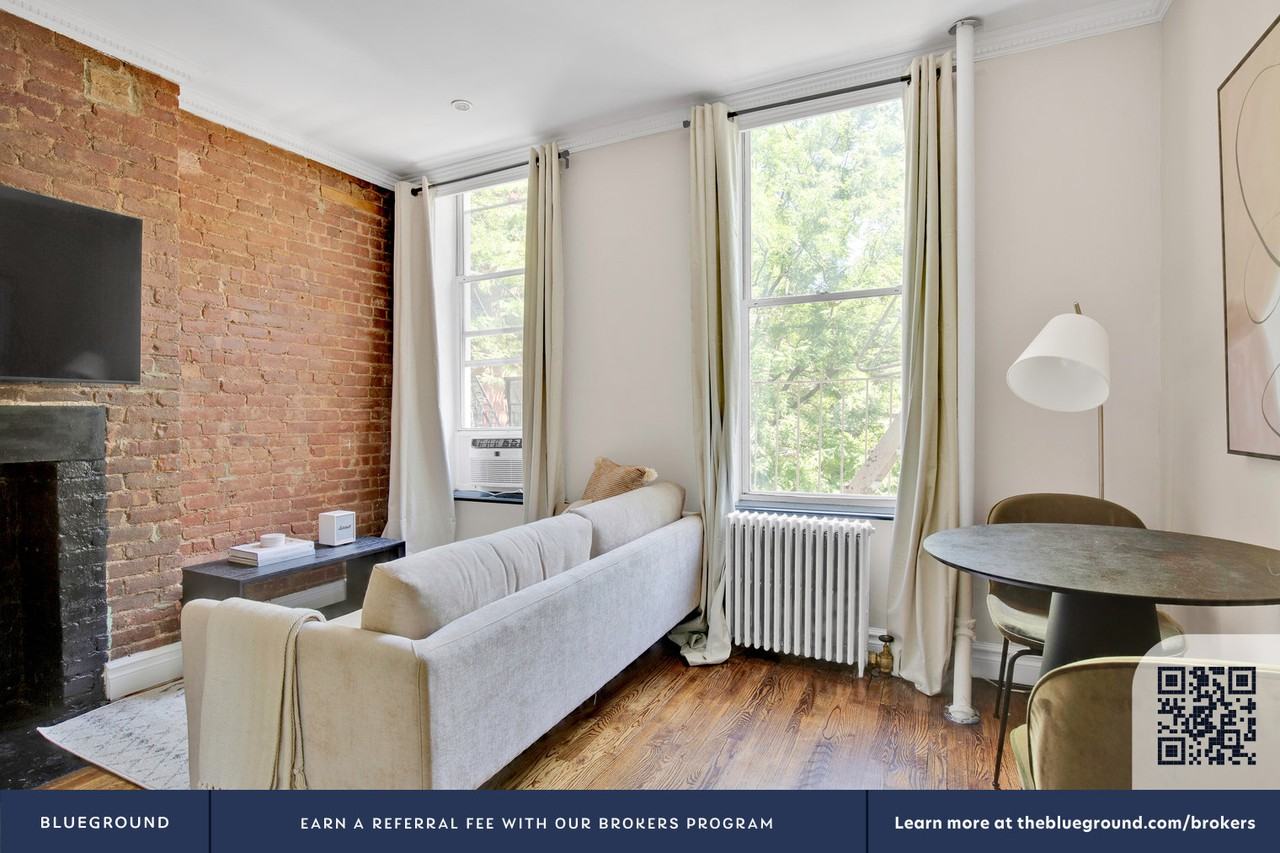 221 Mott St #877 - Photo 4 of 18