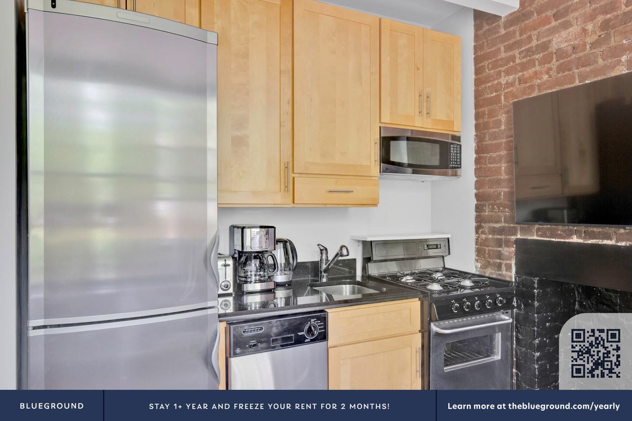 221 Mott St #877 - Photo 7 of 18