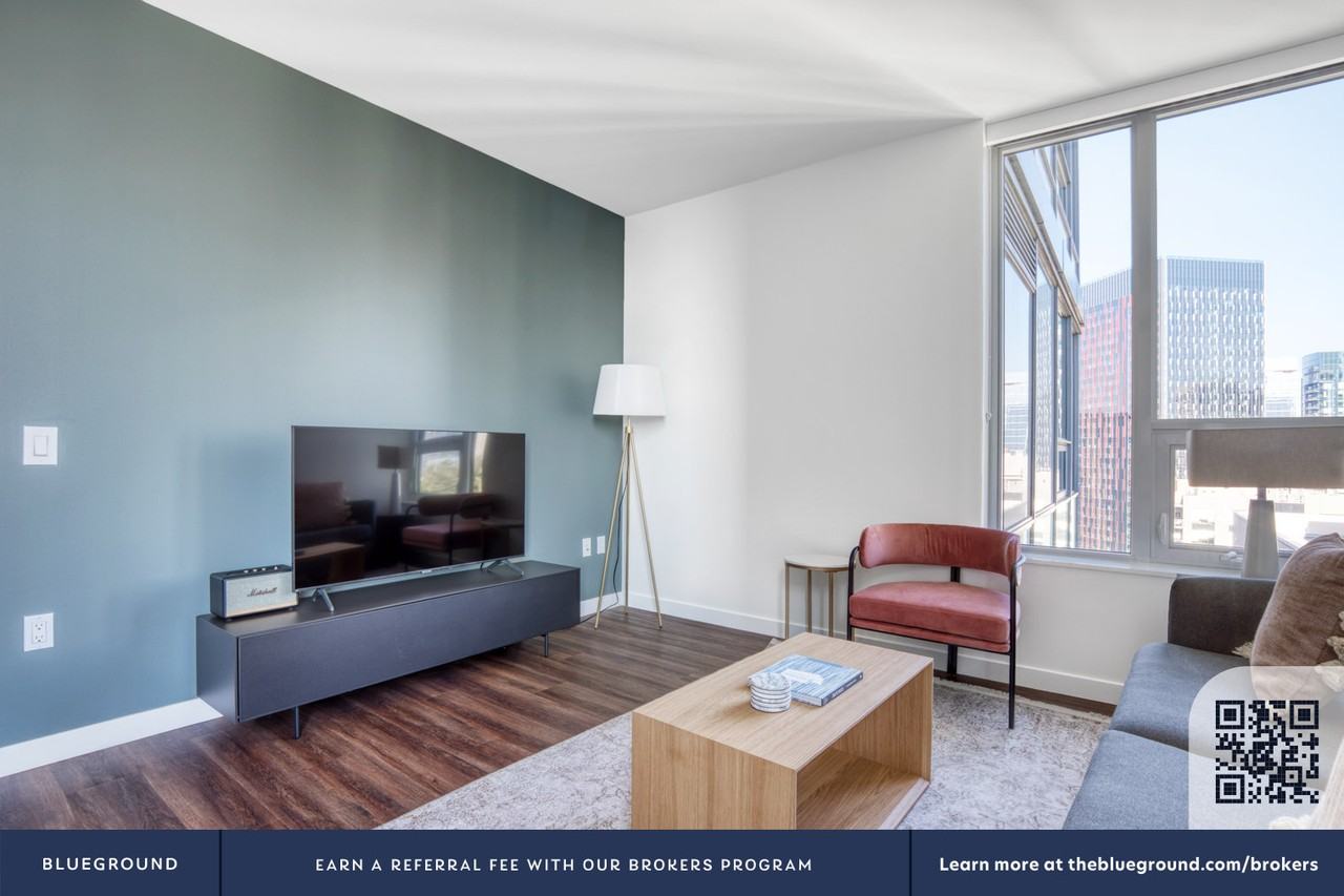 2116 4th Avenue - Photo 5 of 22