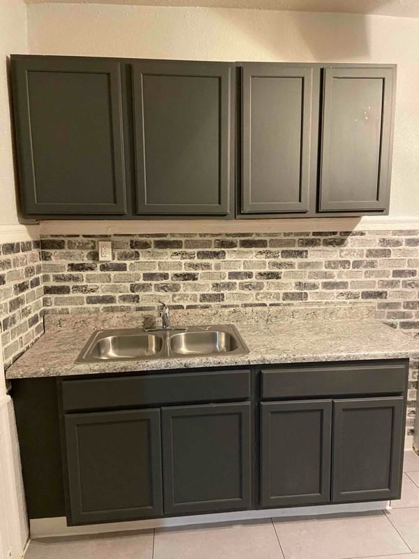 4545 Ashland Ave - Photo 3 of 7