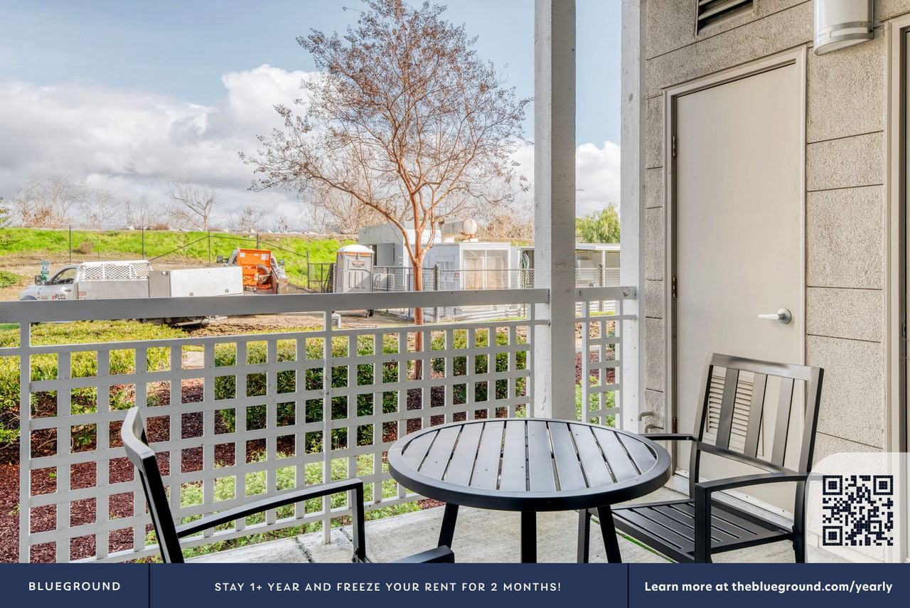 3901 Lick Mill Boulevard - Photo 7 of 40