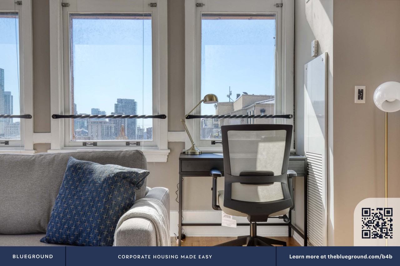 343 South Dearborn Street - Photo 6 of 33