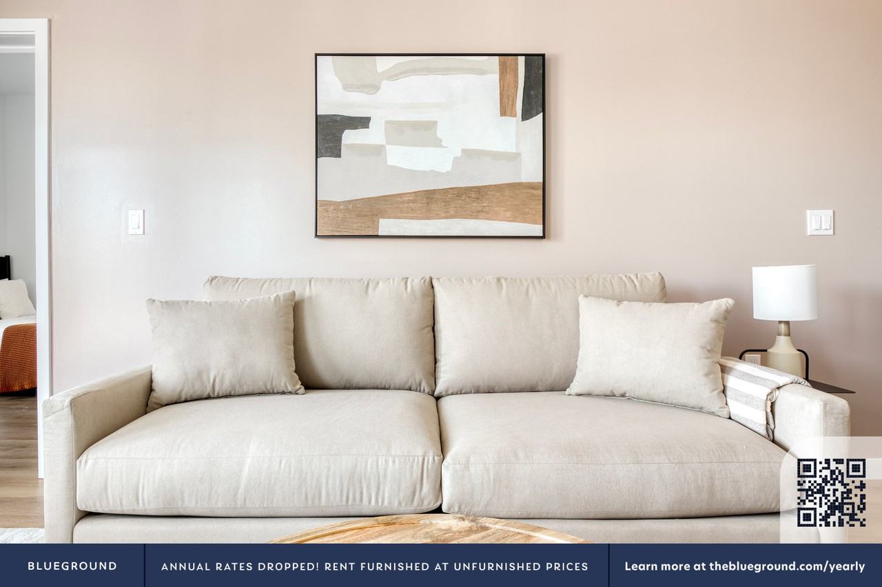 505 Silver Lake Blvd #977 - Photo 3 of 34