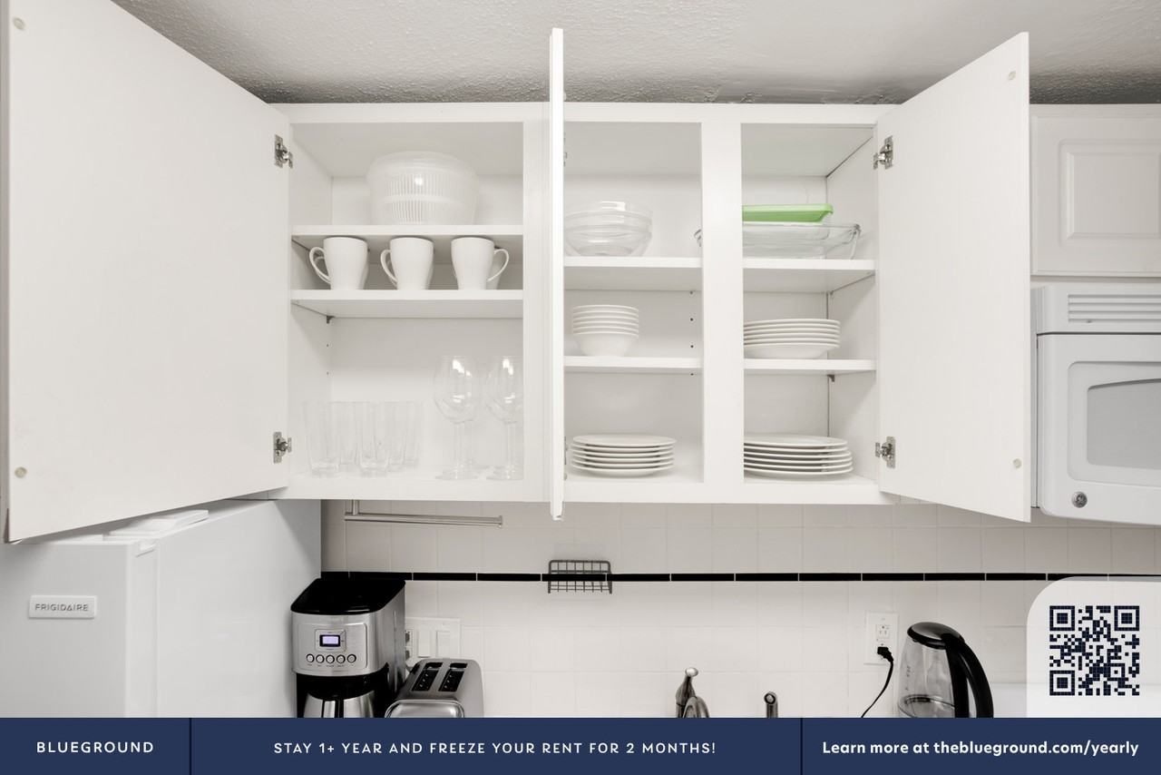 45 Westland Ave #670 - Photo 7 of 16