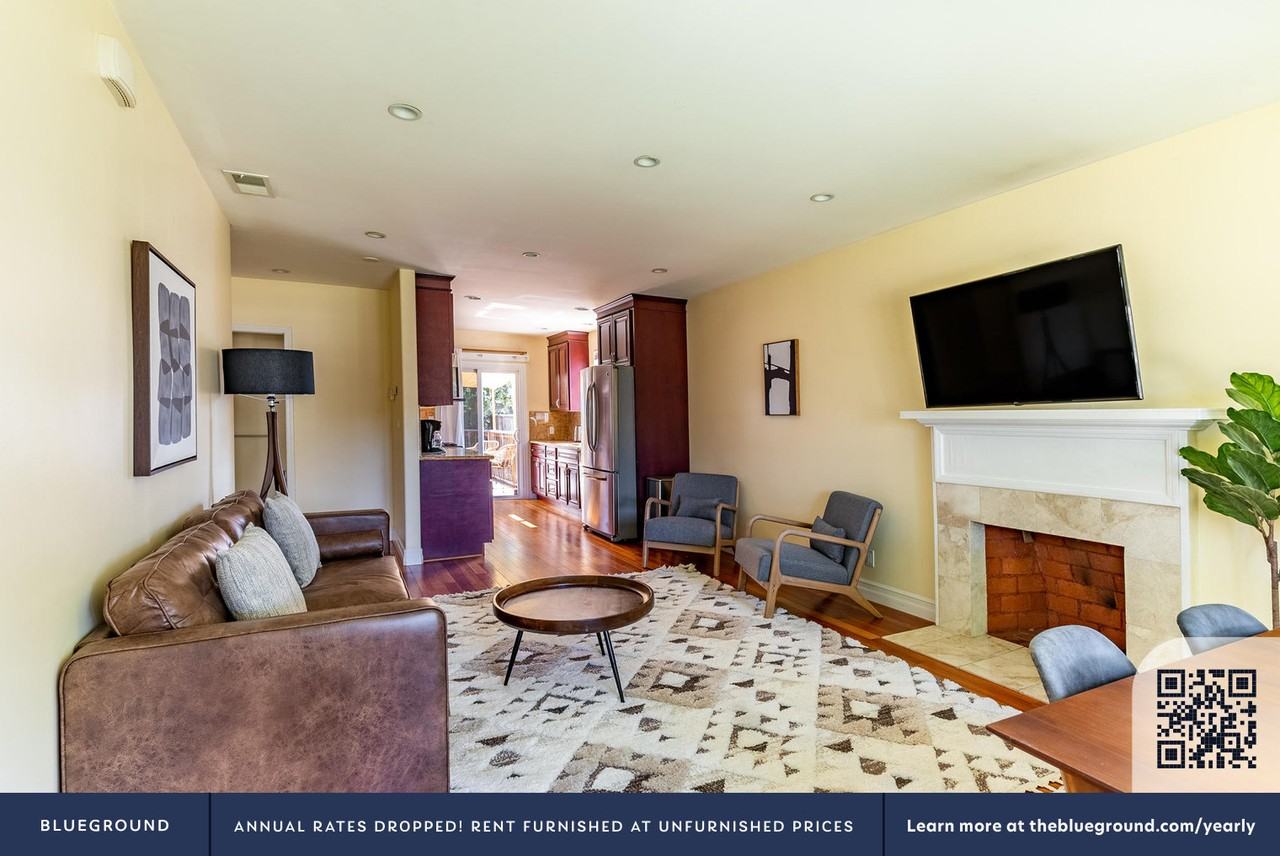 1324 Sevier Ave #1624 - Photo 3 of 29