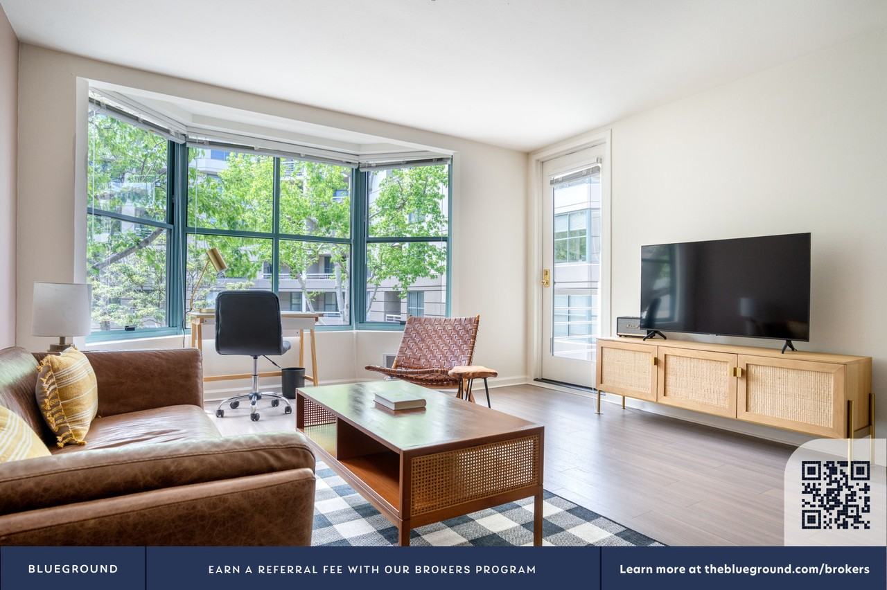 2 Townsend Street - Photo 5 of 50