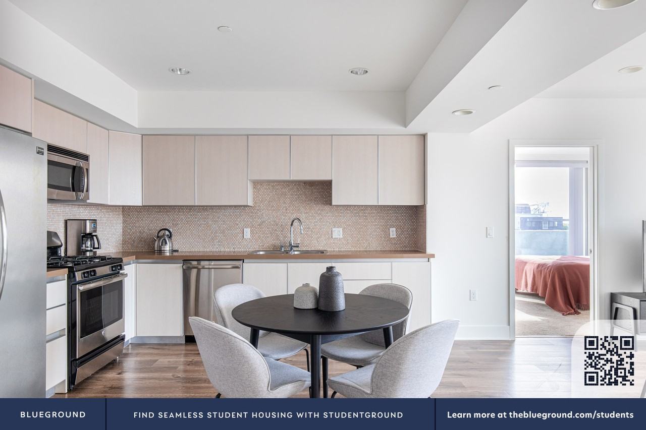 10473 Santa Monica Boulevard - Photo 6 of 20