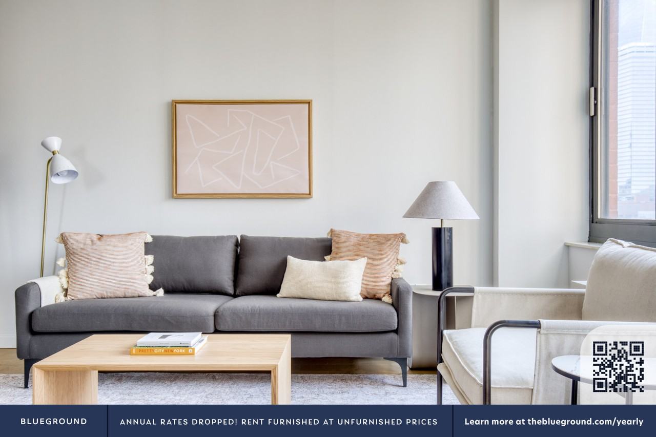 105 Duane Street - Photo 4 of 34