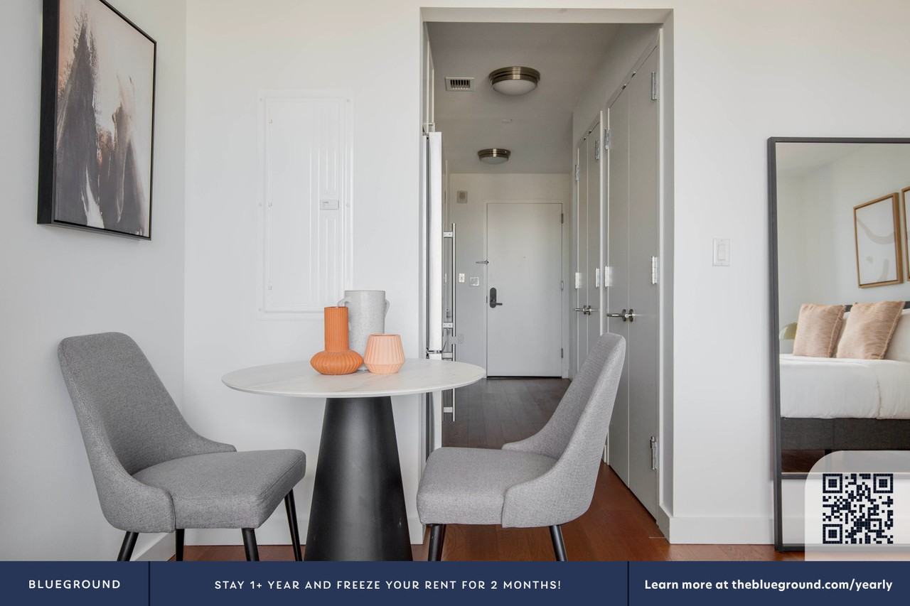 435 West 31st Street - Photo 7 of 38