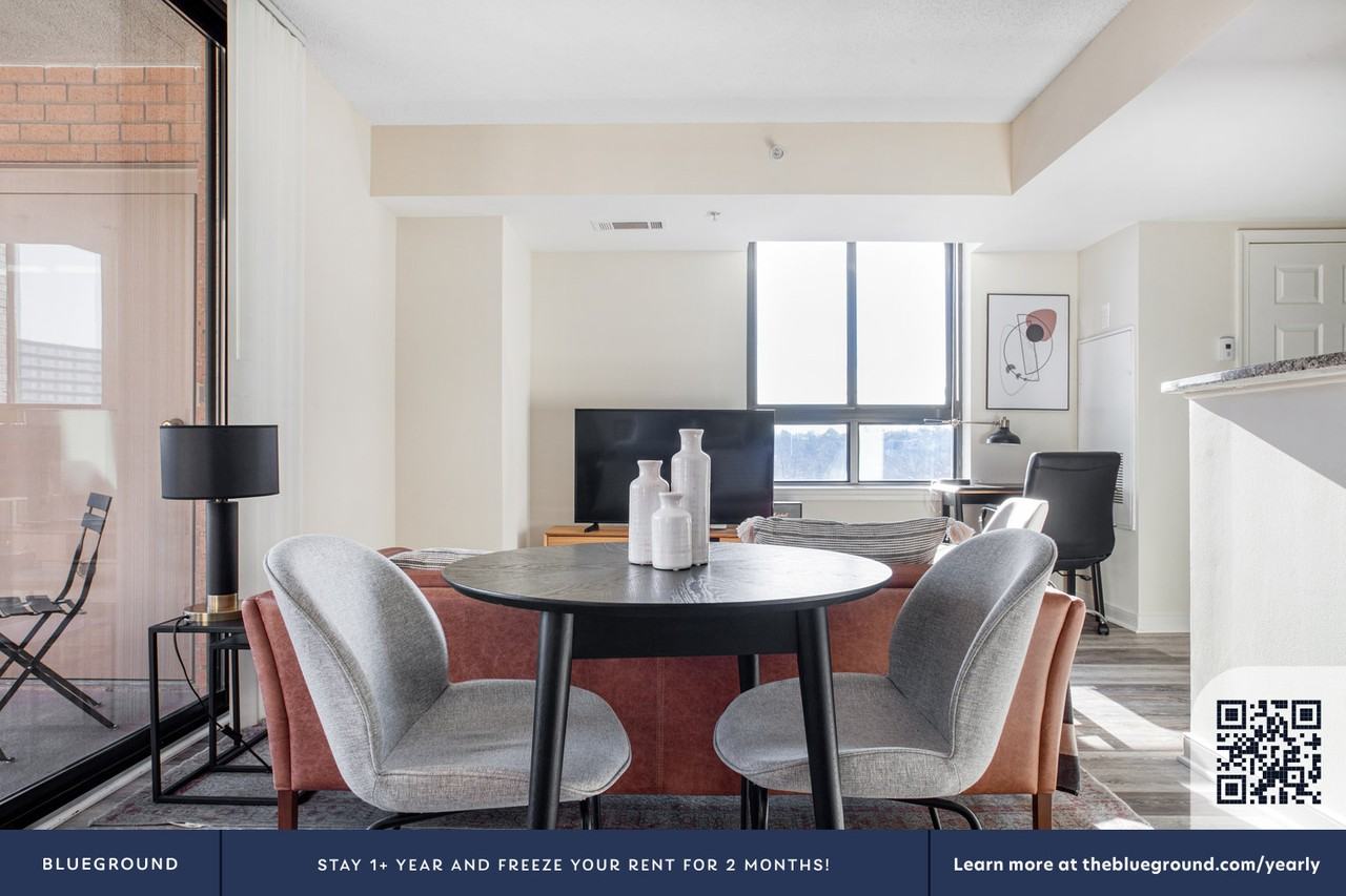 901 15th Street South - Photo 7 of 37