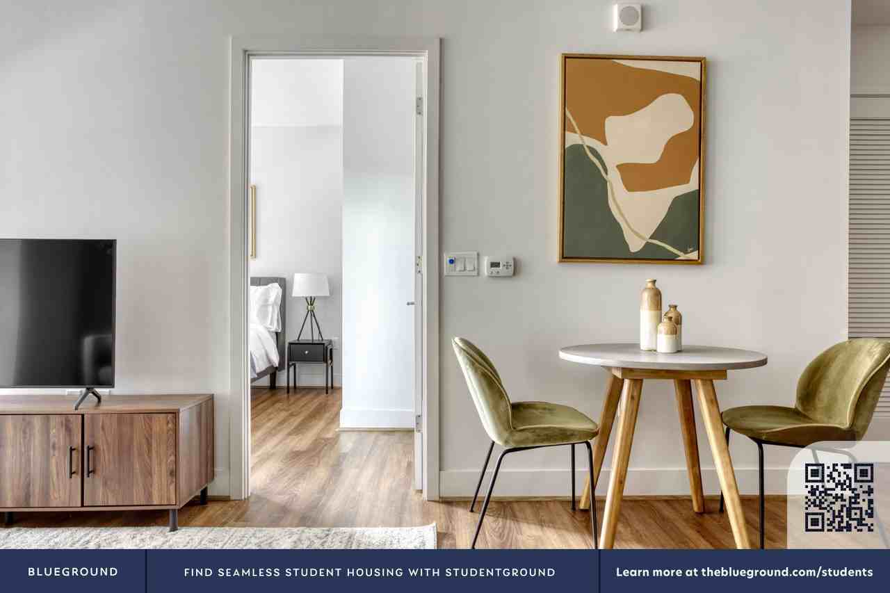 770 Maine Ave Sw #536 - Photo 6 of 31