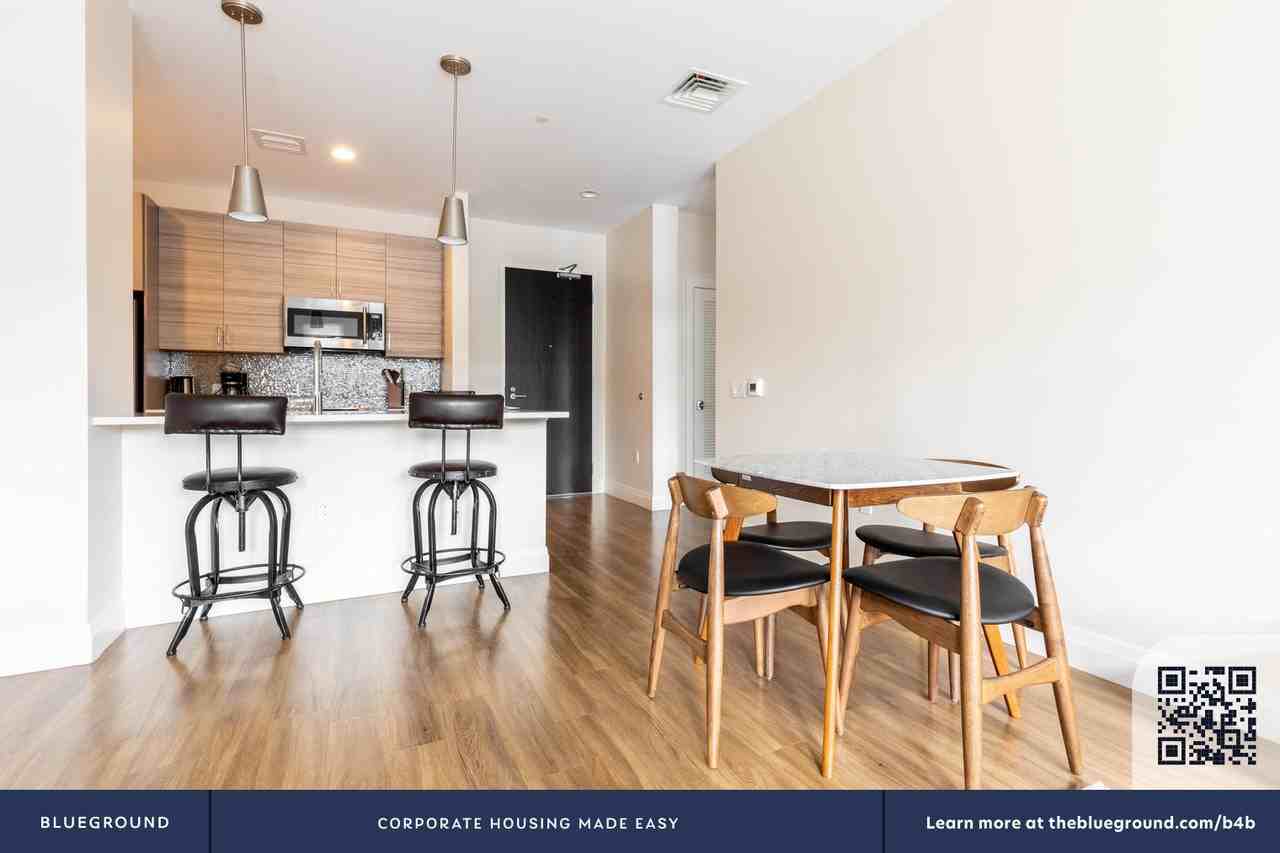 28 Austin Street - Photo 6 of 50