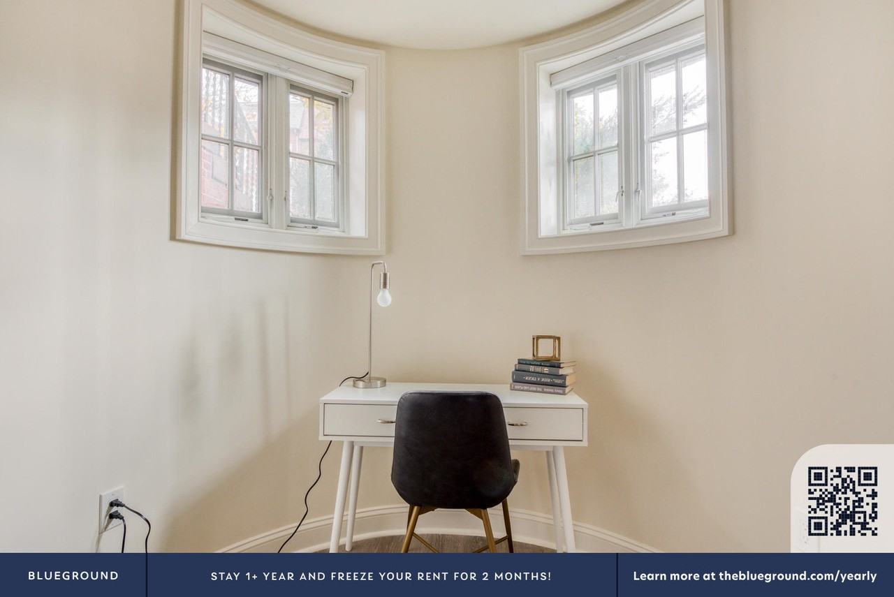 1701 21st Street Northwest - Photo 7 of 19