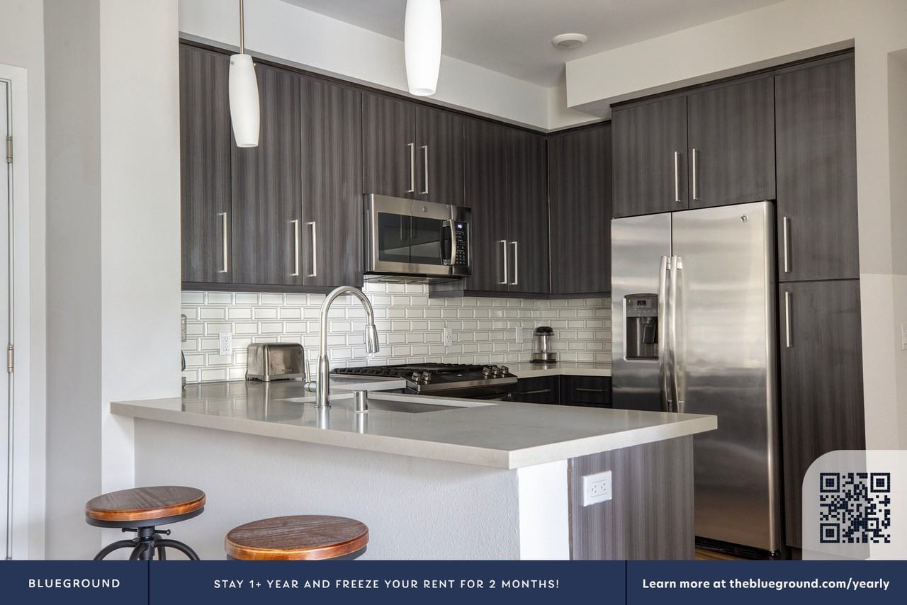 Pacific Point Pl #27 - Photo 7 of 32