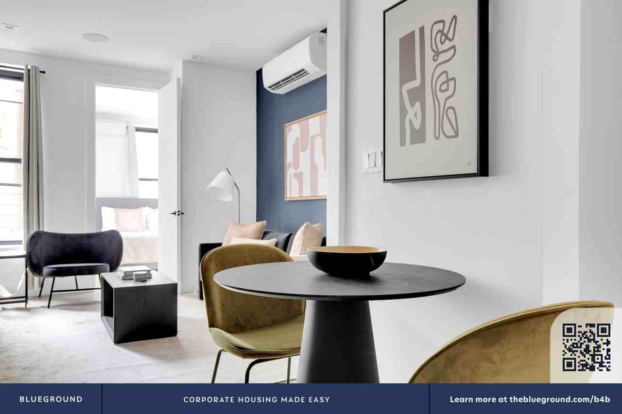 181 Court Street - Photo 6 of 40