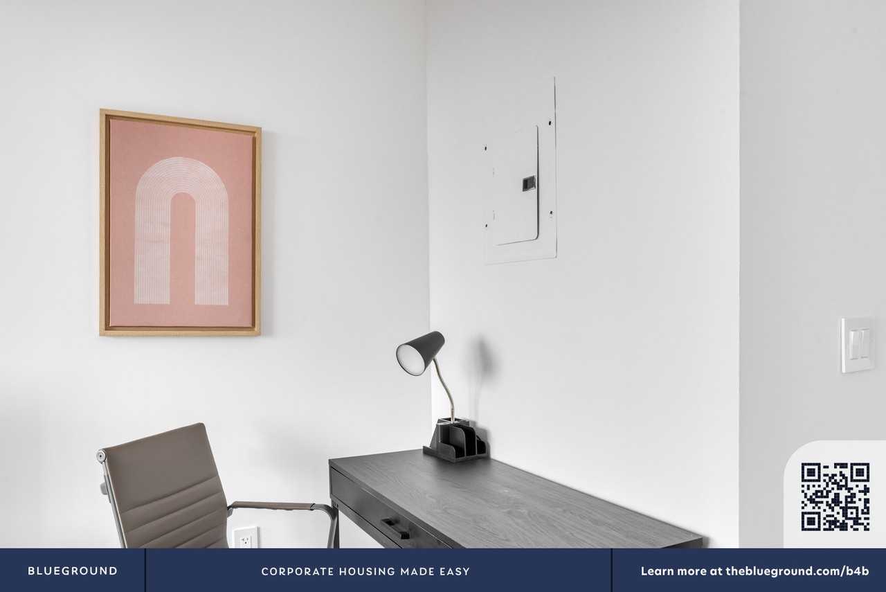 101 West End Avenue - Photo 5 of 50