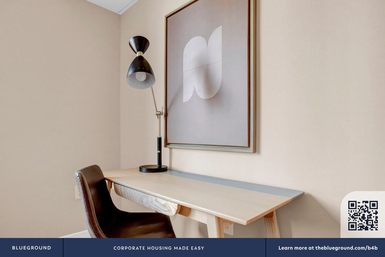 425 L Street Northwest - Photo 6 of 77