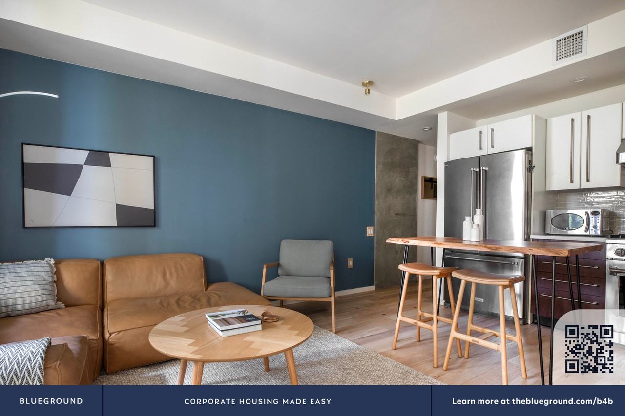 350 11th Ave #37 - Photo 5 of 27